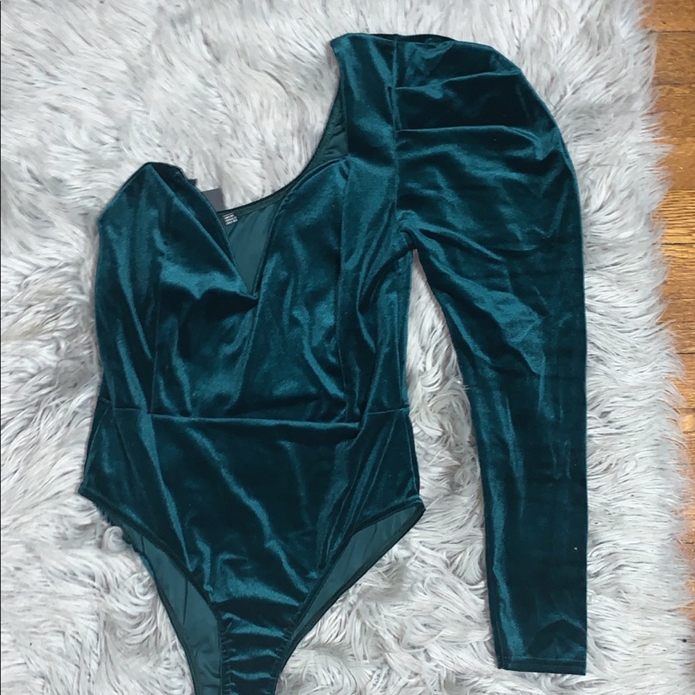 Emerald Green Velvet One Shoulder V Wire Bodysuit